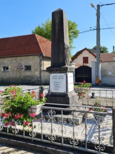 Monument aux morts03